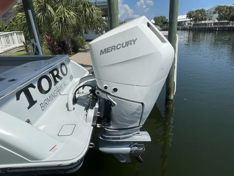 Slide: The Image of Valhalla Boatworks V-33 2025 - 7766099