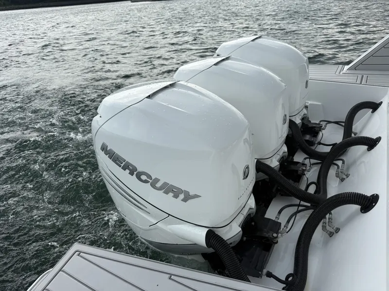 Slide: The Image of Cruisers 42 GLS OB 2021 - 7660214