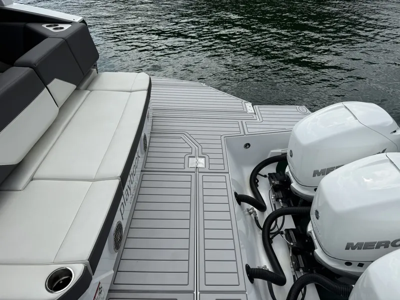 Slide: The Image of Cruisers 42 GLS OB 2021 - 7660181