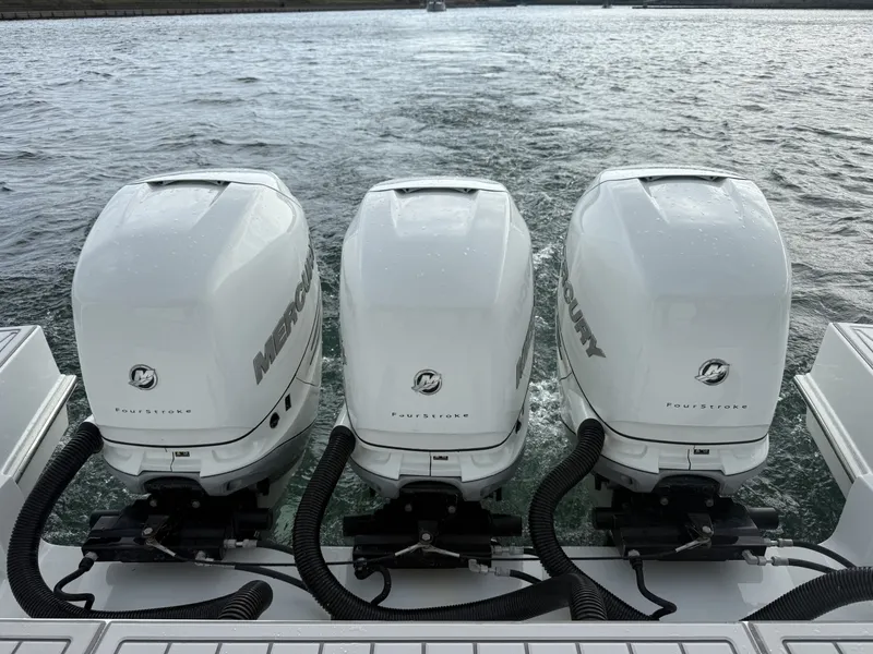 Slide: The Image of Cruisers 42 GLS OB 2021 - 7660210