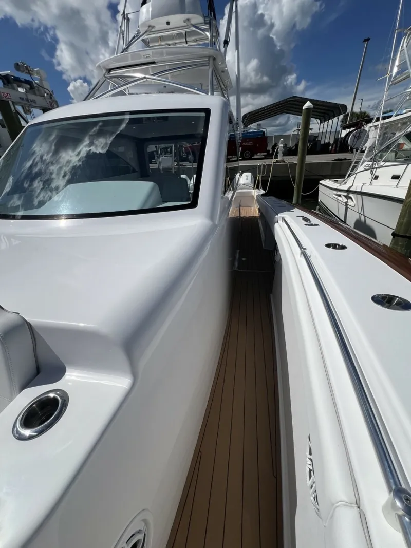 Slide: The Image of Queen/Smith Custom 53 - Exterior 2023 Queen/Smith Custom 53 - 7661434