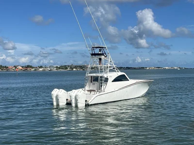 Slide: The Image of Queen/Smith Custom 53 - Exterior 2023 Queen/Smith Custom 53 - 7661412