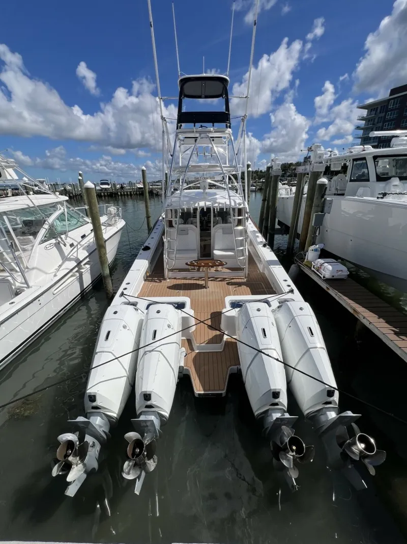 Slide: The Image of Queen/Smith Custom 53 - Exterior 2023 Queen/Smith Custom 53 - 7661416
