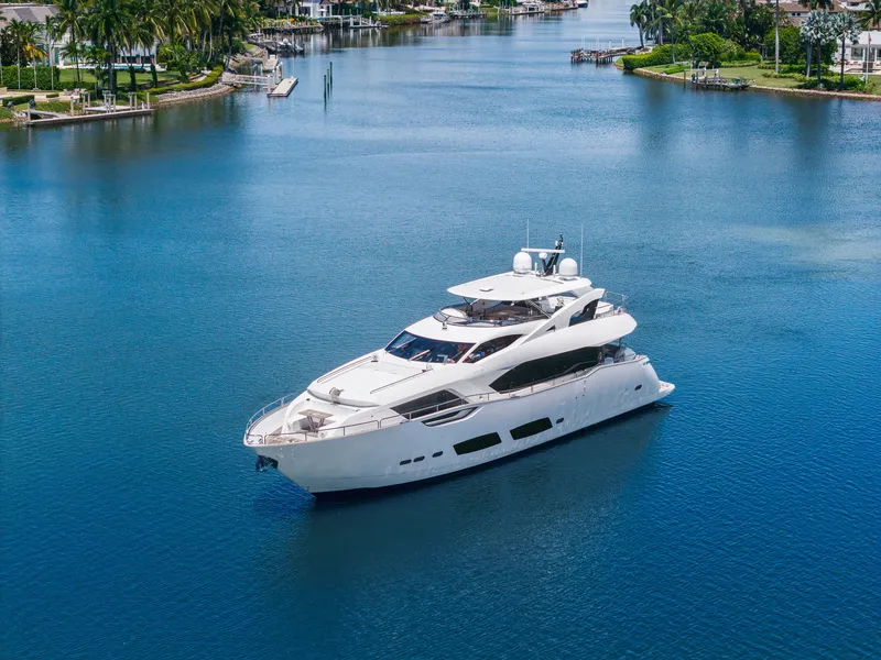 The Image of Sunseeker 95 Motoryacht 2018 - 0
