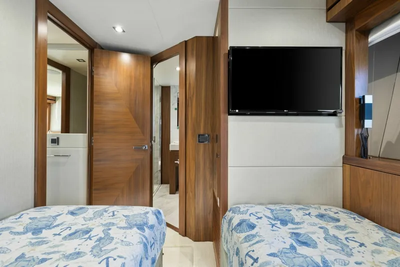 Slide: The Image of 2018 Sunseeker 95 Motoryacht JUST ONE MORE - 7762114