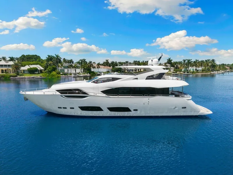 The Image of JUST ONE MORE Profile 2018 Sunseeker 95 Motoryacht JUST ONE MORE - 7762089