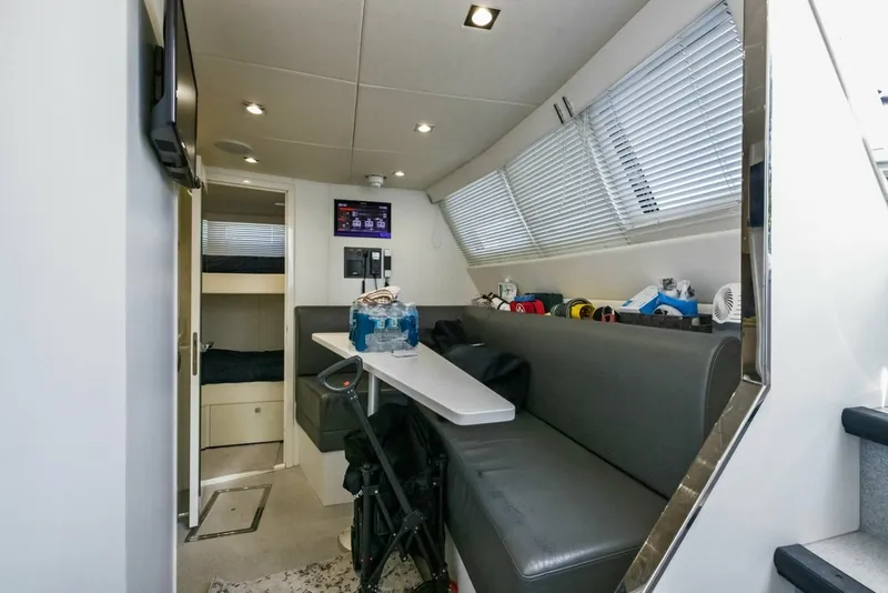 Slide: The Image of Crew Quarters 2018 Sunseeker 95 Motoryacht JUST ONE MORE - 7762117