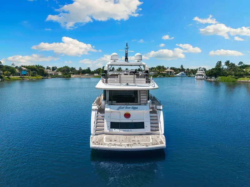 Slide: The Image of Aft Aerial Profile 2018 Sunseeker 95 Motoryacht JUST ONE MORE - 7762146