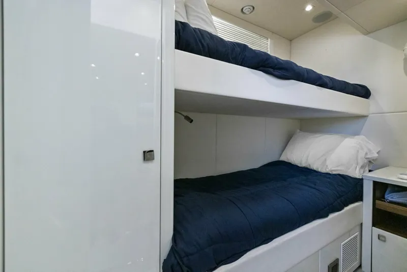 Slide: The Image of Crew Quarters 2018 Sunseeker 95 Motoryacht JUST ONE MORE - 7762116