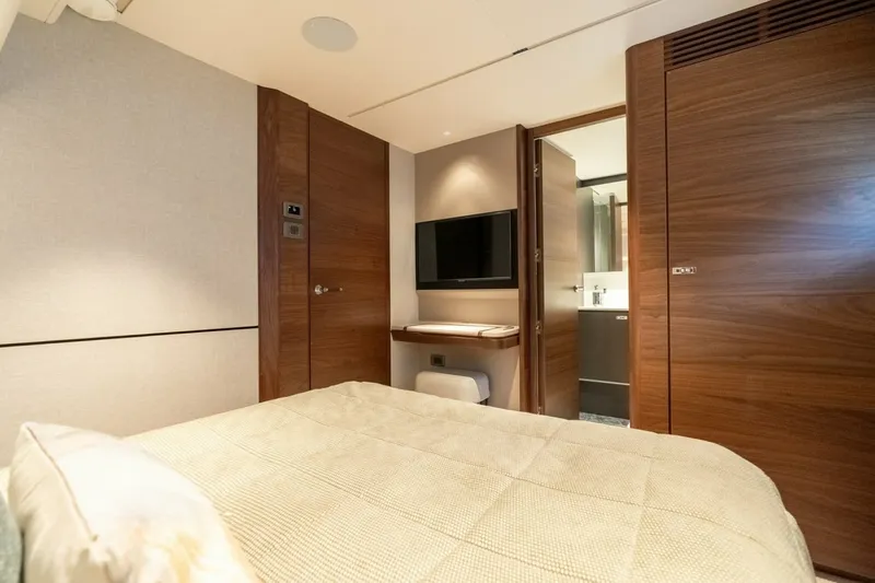 Slide: The Image of Princess 80 LANIKAI - Starboard Guest Suite 2024 Princess 80 Motoryacht LANIKAI - 7844168
