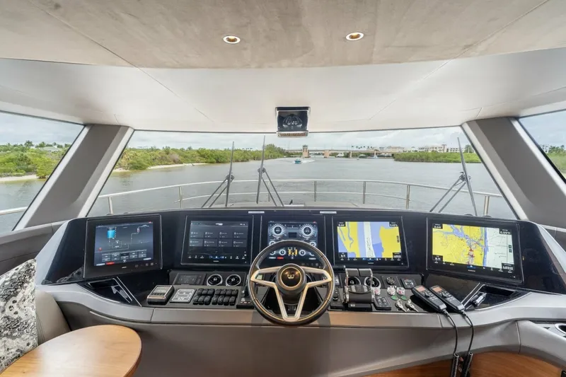 Slide: The Image of Princess 80 LANIKAI - Pilothouse Helm 2024 Princess 80 Motoryacht LANIKAI - 7844178