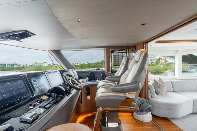 Slide: The Image of Princess 80 LANIKAI - Pilothouse Helm 2024 Princess 80 Motoryacht LANIKAI - 7844177