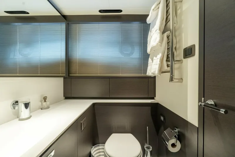 Slide: The Image of Princess 80 LANIKAI - Forward Guest Head 2024 Princess 80 Motoryacht LANIKAI - 7844163