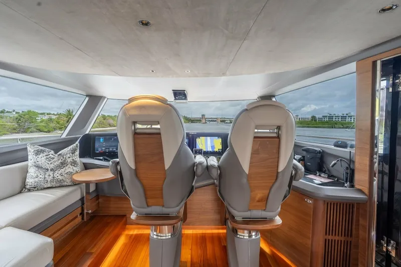 Slide: The Image of Princess 80 LANIKAI -  Pilothouse 2024 Princess 80 Motoryacht LANIKAI - 7844176
