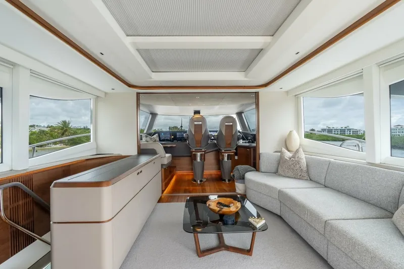 Slide: The Image of Princess 80 LANIKAI - Pilothouse 2024 Princess 80 Motoryacht LANIKAI - 7844175
