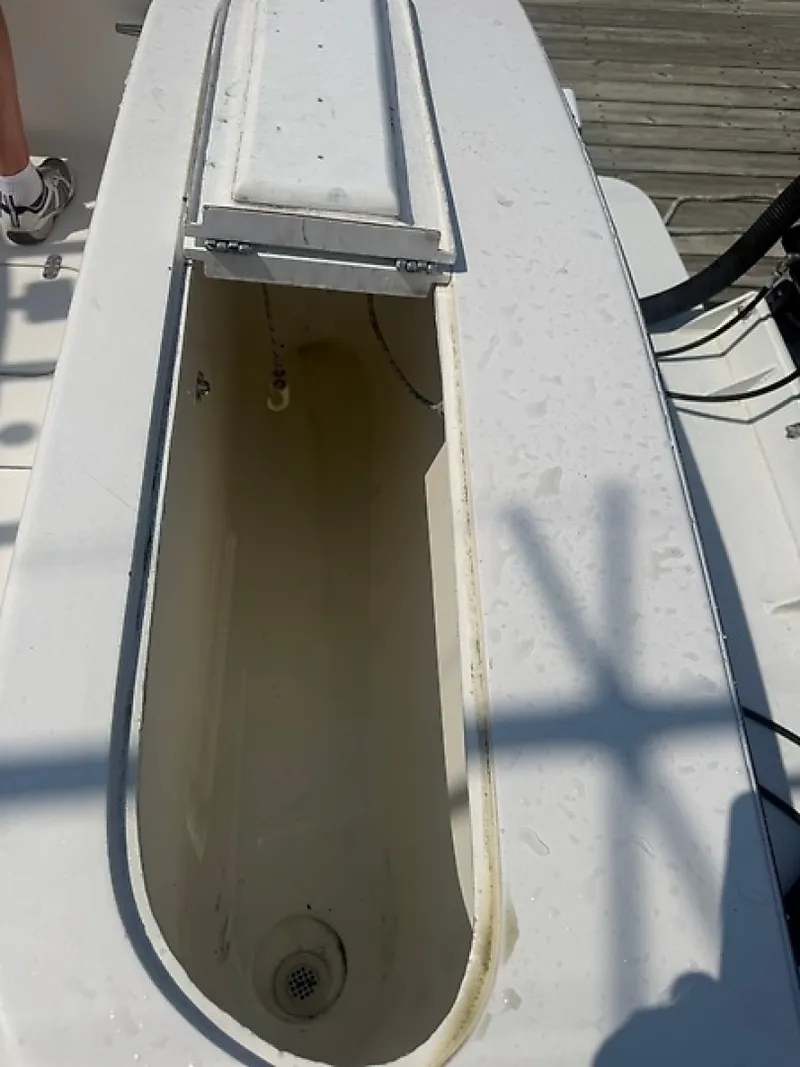 Slide: The Image of 0005892850 - 7664718