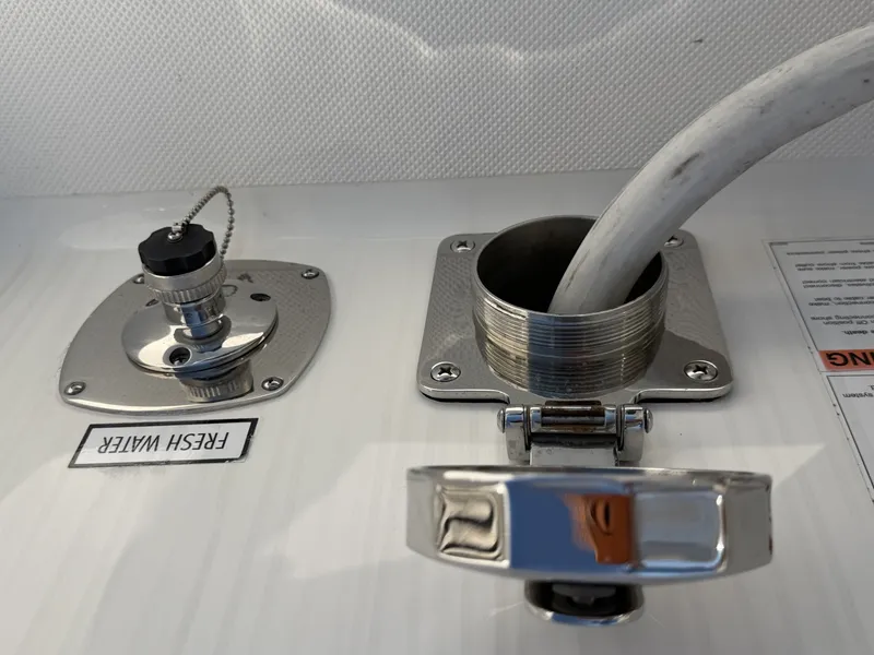 Slide: The Image of Pursuit OS 355 Offshore 2023 - 7664915