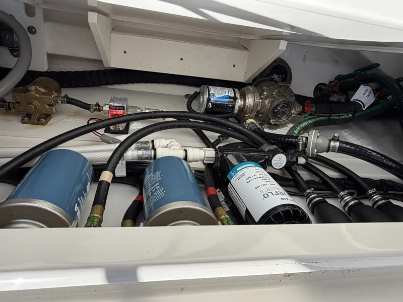 Slide: The Image of Pursuit OS 355 Offshore 2023 - 7664904