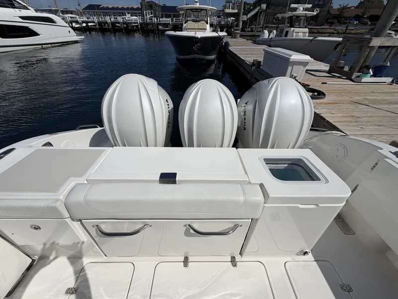 Slide: The Image of Pursuit OS 355 Offshore 2023 - 7664895
