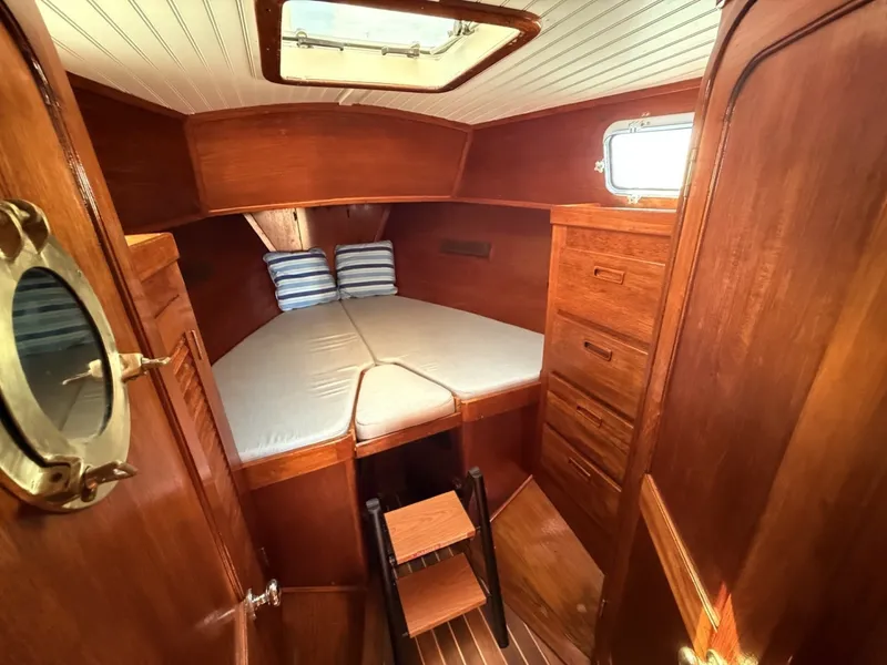 Slide: The Image of fwd stateroom - 7670579