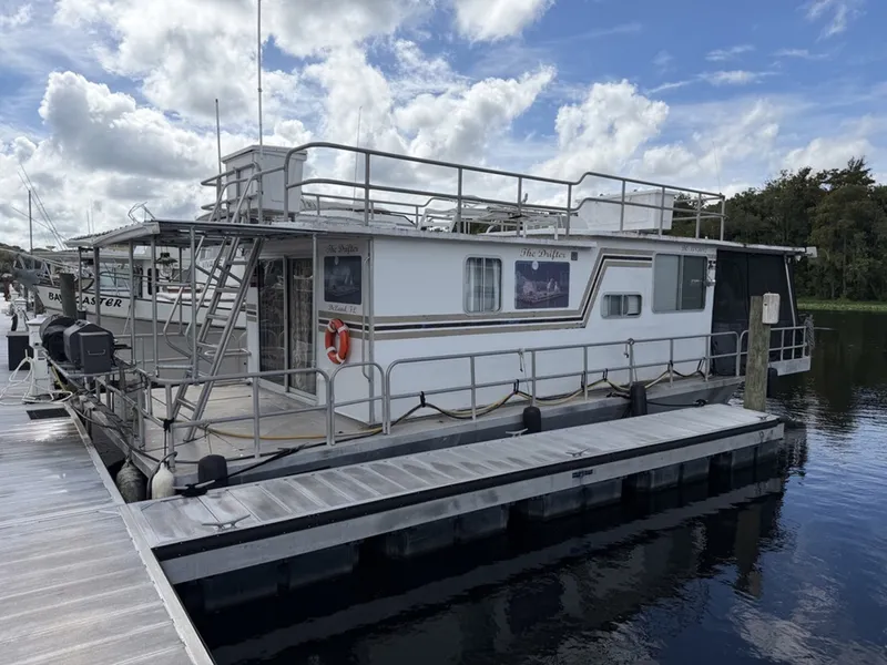 The Image of Leisure Kraft Boats House Boat 1988 - 7665816
