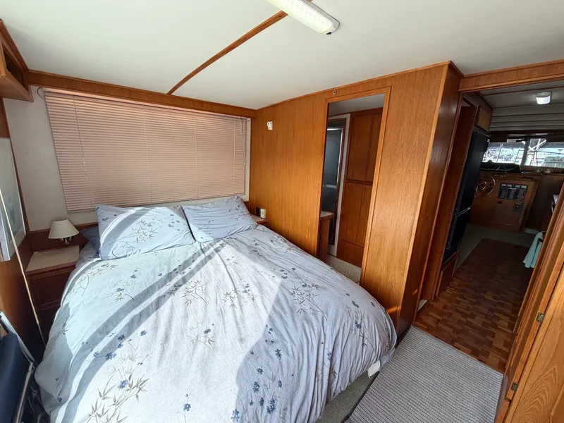 Slide: The Image of Cruise-A-Home Corsair 4200 1990 - 7724348