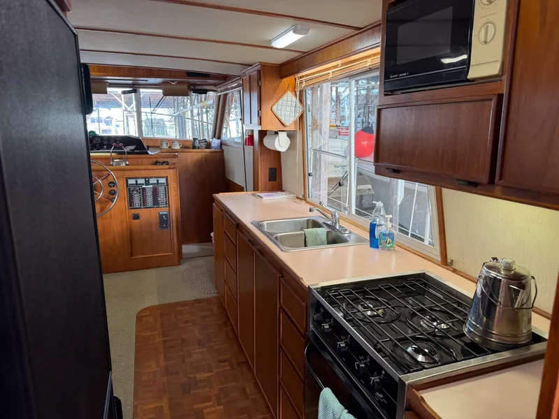 Slide: The Image of Cruise-A-Home Corsair 4200 1990 - 7724361