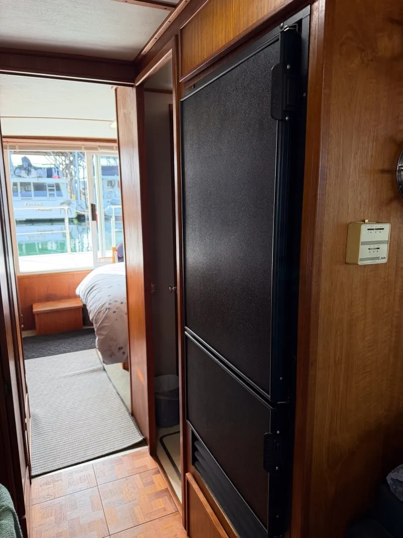 Slide: The Image of Cruise-A-Home Corsair 4200 1990 - 7724376