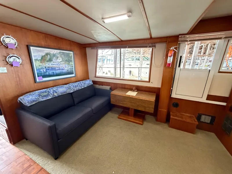 Slide: The Image of Cruise-A-Home Corsair 4200 1990 - 7724369