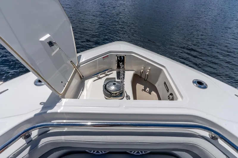 Slide: The Image of Boston Whaler 37 2011 - 7668605