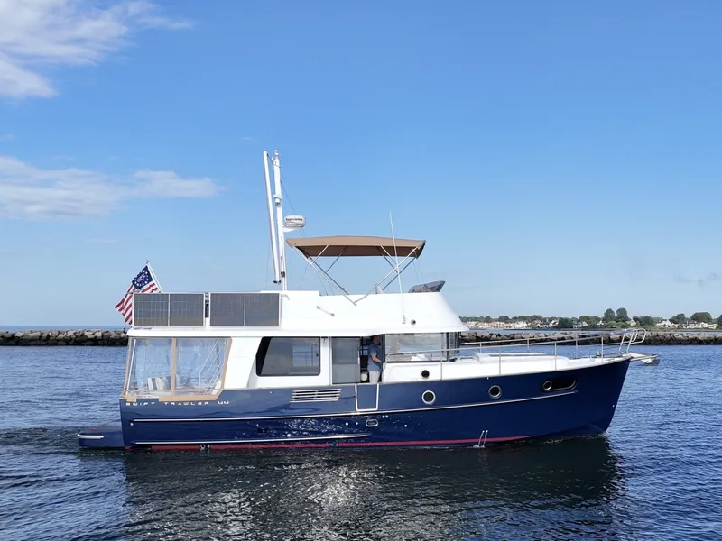 Slide: The Image of Beneteau Swift Trawler 44 2015 - 7669278