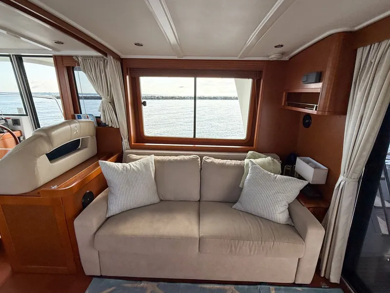 Slide: The Image of Beneteau Swift Trawler 44 2015 - 7669340