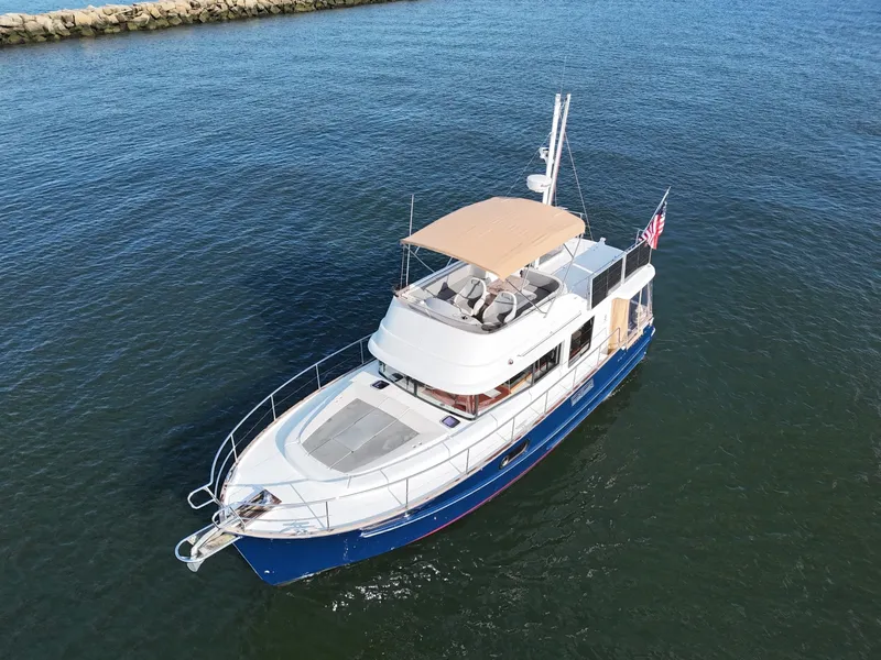 Slide: The Image of Beneteau Swift Trawler 44 2015 - 7669276