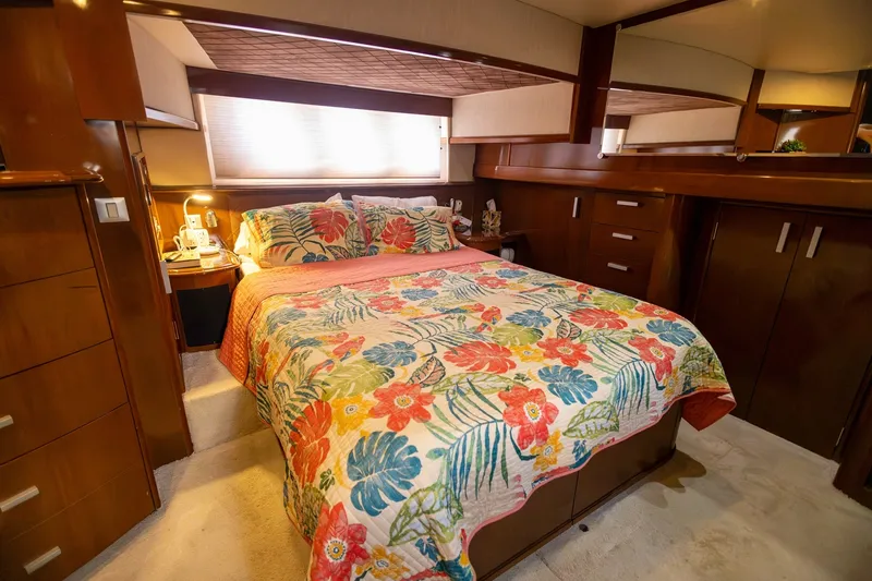 Slide: The Image of Carver Yachts Voyager SE 2007 - 7669713