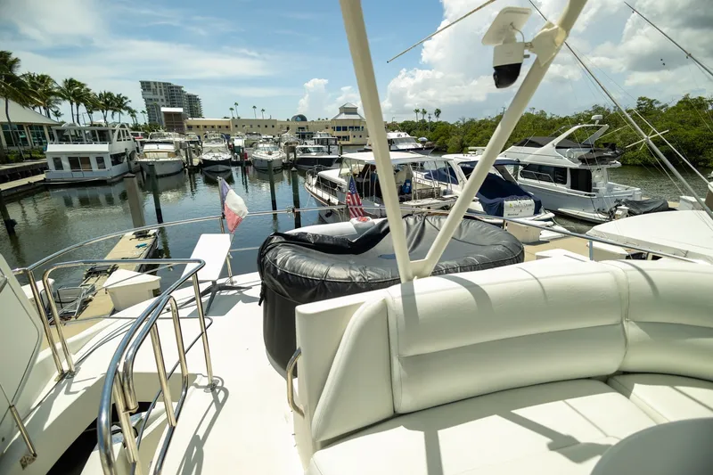 Slide: The Image of Carver Yachts Voyager SE 2007 - 7669734