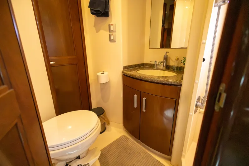 Slide: The Image of Carver Yachts Voyager SE 2007 - 7669719