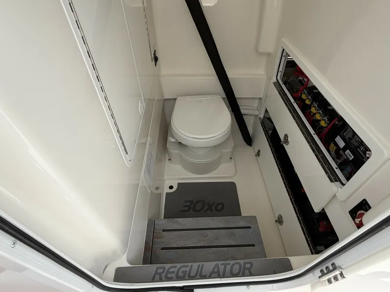 Slide: The Image of Regulator Marine 30XO 2024 - 7669951