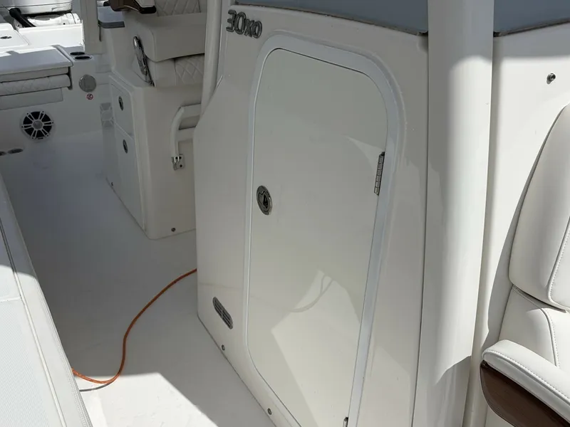 Slide: The Image of Regulator Marine 30XO 2024 - 7669949
