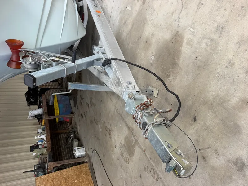 Slide: The Image of Scout 240 XSF 2024 - 8170230
