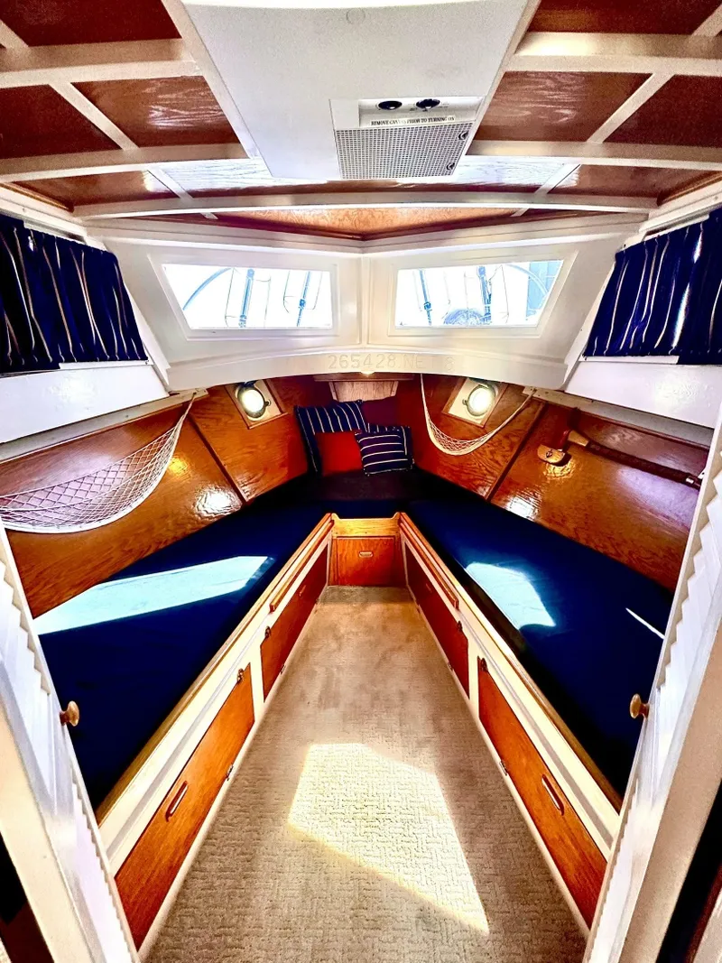 Slide: The Image of Custom Rose Brothers 32 Flybridge 1952 - 7669898