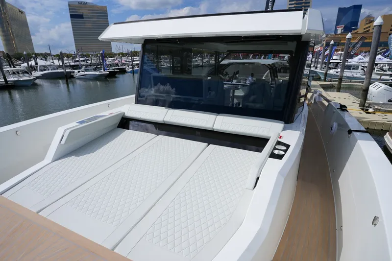 Slide: The Image of De Antonio Yachts 50 Coupe 2027 - 7670689