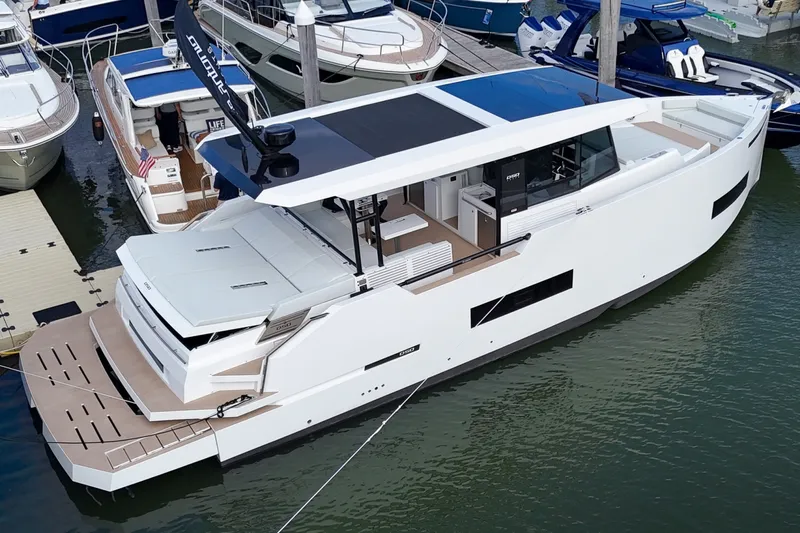 Slide: The Image of De Antonio Yachts 50 Coupe 2027 - 7670716