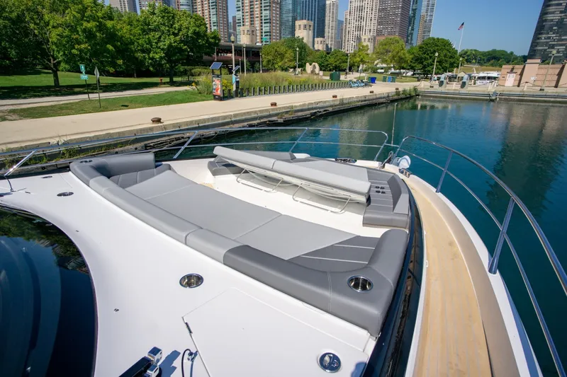 Slide: The Image of Sunseeker Predator 65 2023 - 7671628