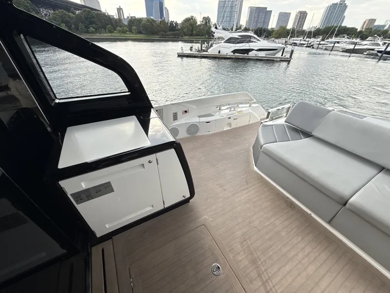 Slide: The Image of Sunseeker Predator 65 2023 - 7671607