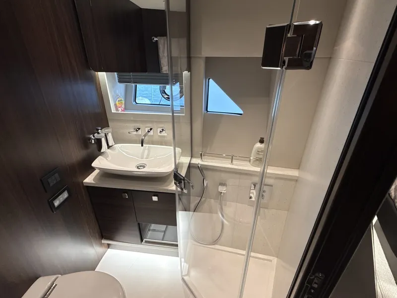 Slide: The Image of Sunseeker Predator 65 2023 - 7719467