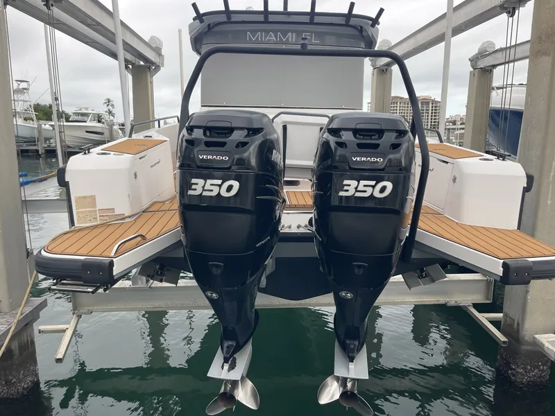 Slide: The Image of Axopar 37 XC Cross Cabin 2021 - 7671461