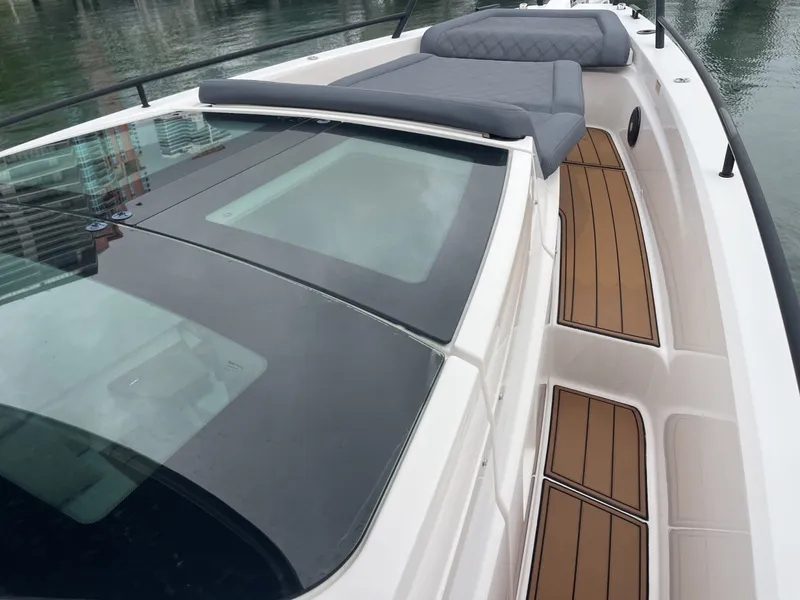 Slide: The Image of Axopar 37 XC Cross Cabin 2021 - 7671471