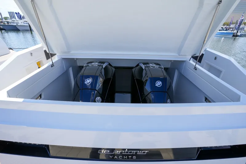 Slide: The Image of De Antonio Yachts D32 2027 - 7671360