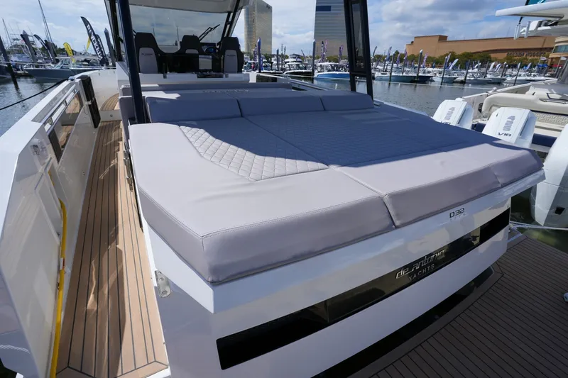 Slide: The Image of De Antonio Yachts D32 2027 - 7671362