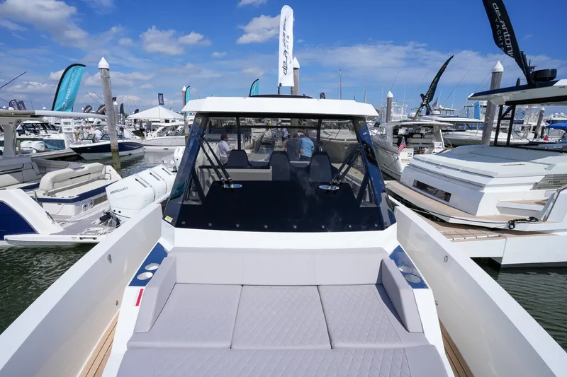 Slide: The Image of De Antonio Yachts D32 2027 - 7671416